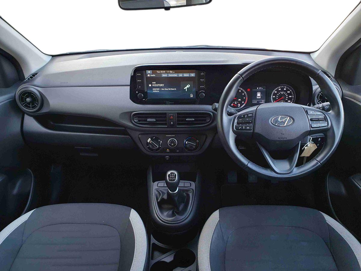 Used Hyundai i10 2021 for sale - 77739919: Photo 11
