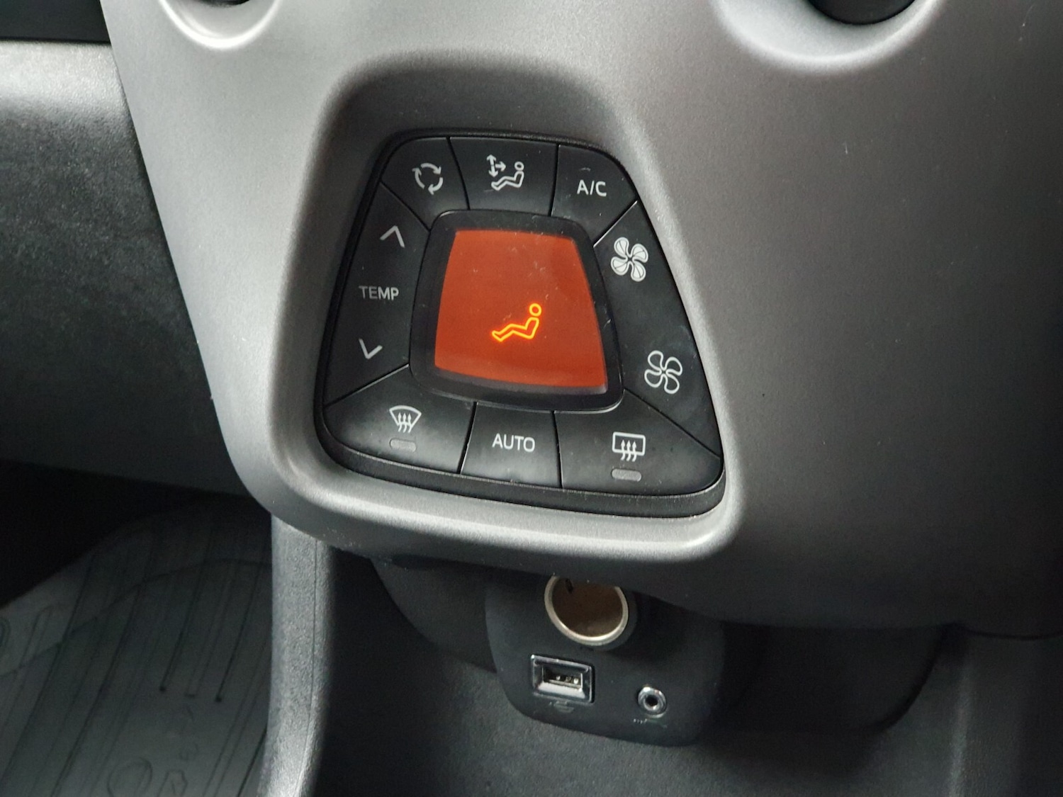 Used Toyota AYGO 2020 for sale - 77127414: Photo 19