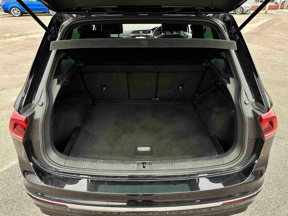 Used Volkswagen Tiguan 2017 for sale - 76507533: Photo 18