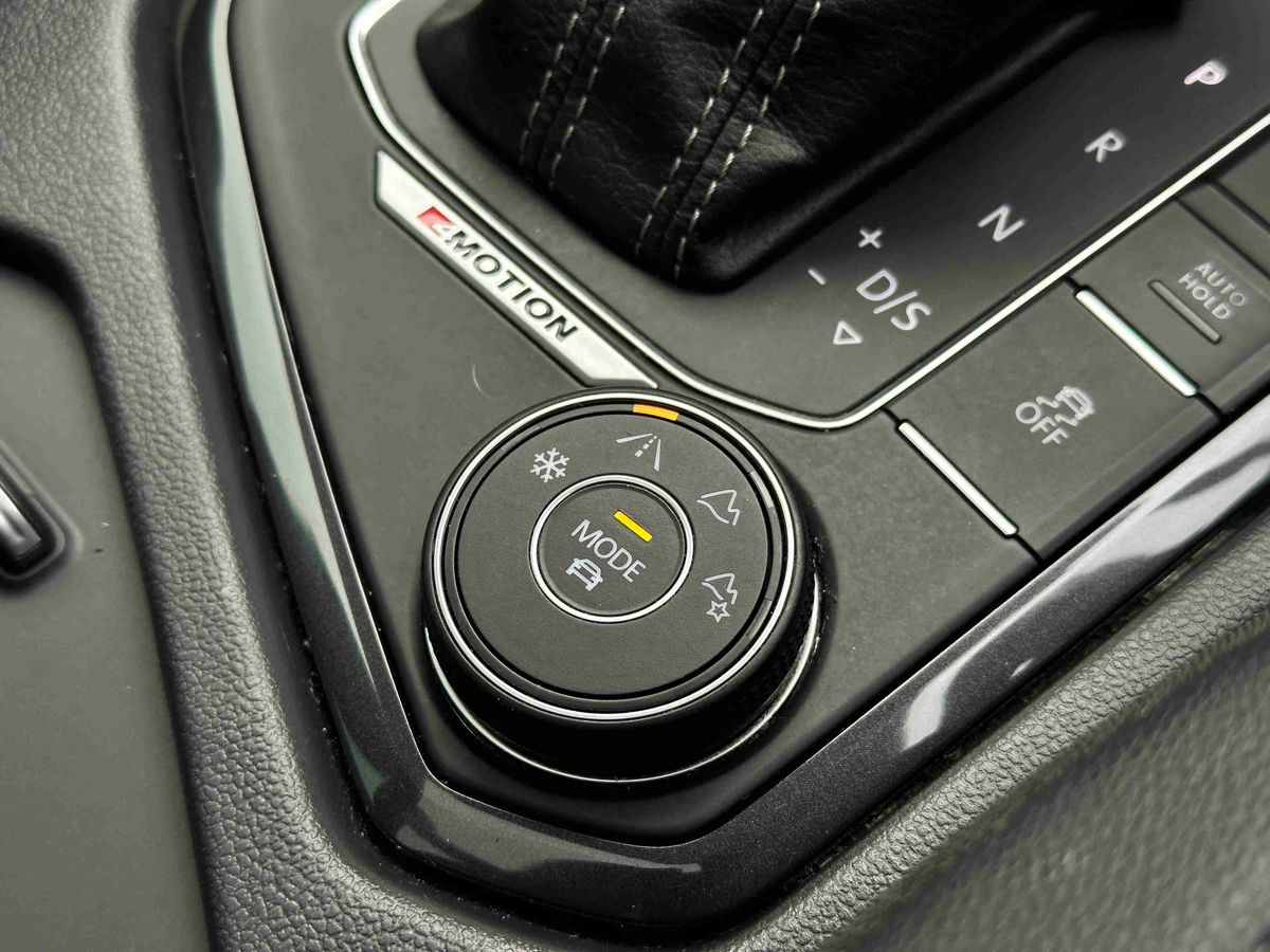 Used Volkswagen Tiguan 2017 for sale - 76507533: Photo 23