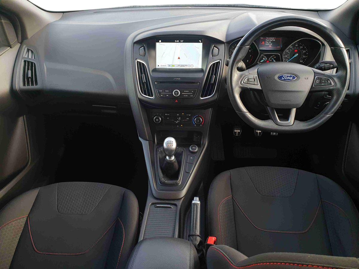 Used Ford Focus 2017 for sale - 77665003: Photo 11