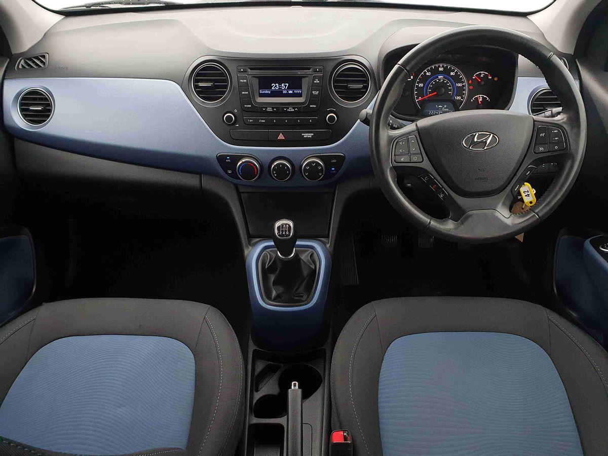 Used Hyundai i10 2016 for sale - 76684344: Photo 11