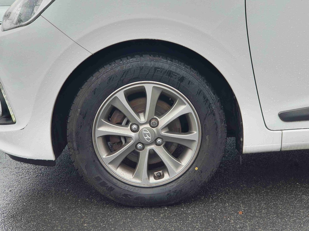 Used Hyundai i10 2016 for sale - 76684344: Photo 9