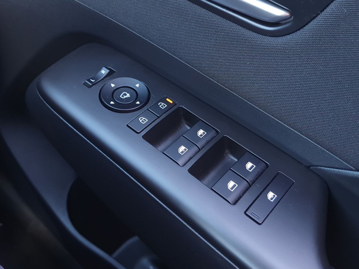 Used Hyundai KONA 2023 for sale - 76640160: Photo 24