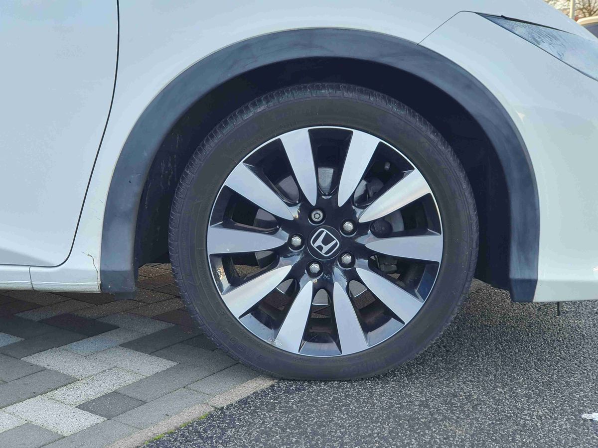 Used Honda Civic 2015 for sale - 76696536: Photo 9