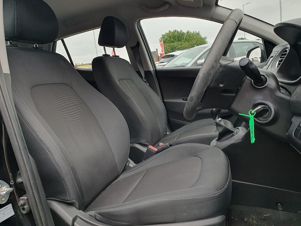 Used Hyundai i10 2018 for sale - 75465705: Photo 11