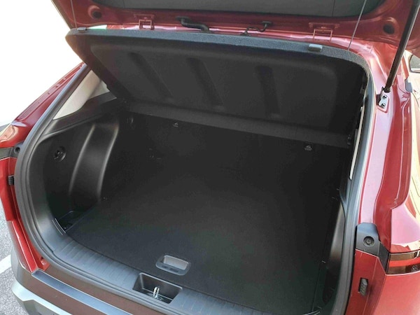 Used Hyundai KONA 2023 for sale - 76124274: Photo 18