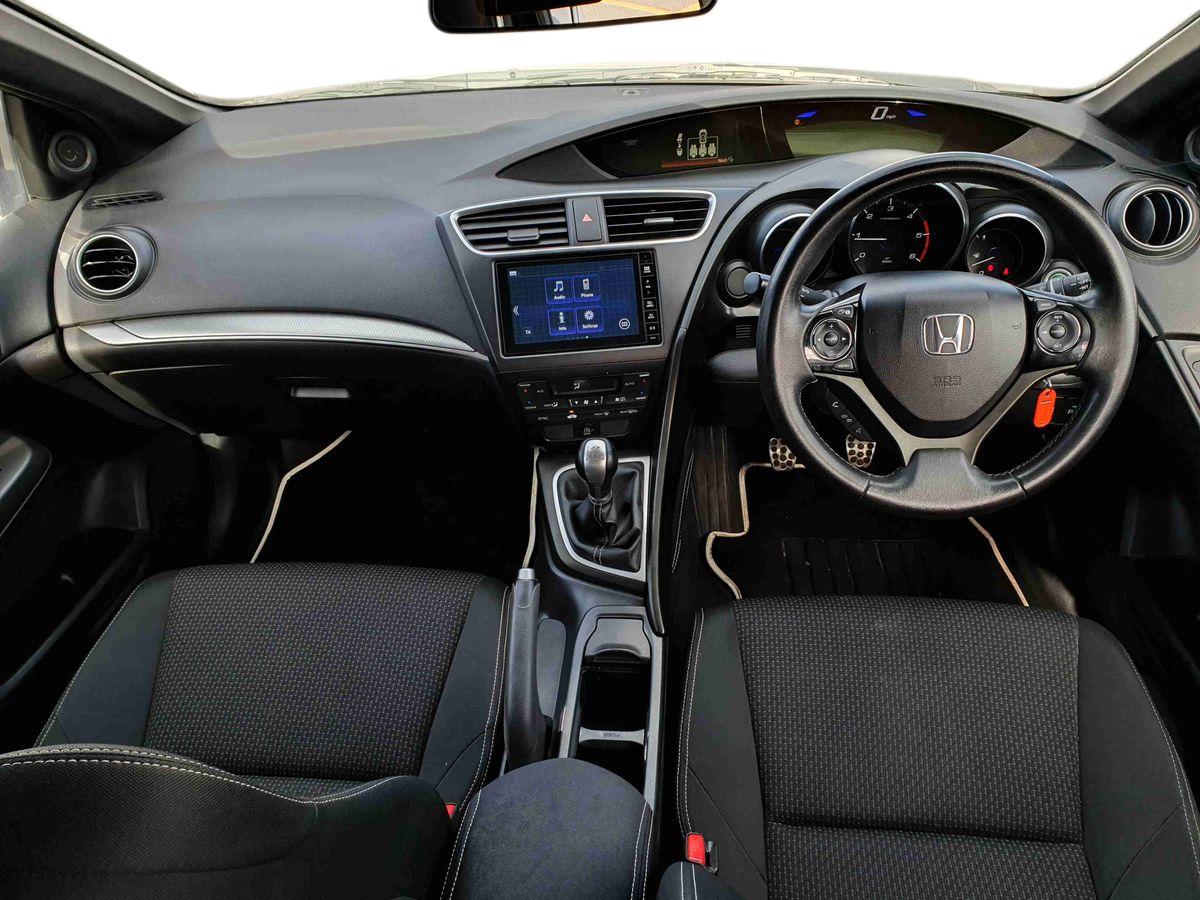 Used Honda Civic 2017 for sale - 77964999: Photo 11