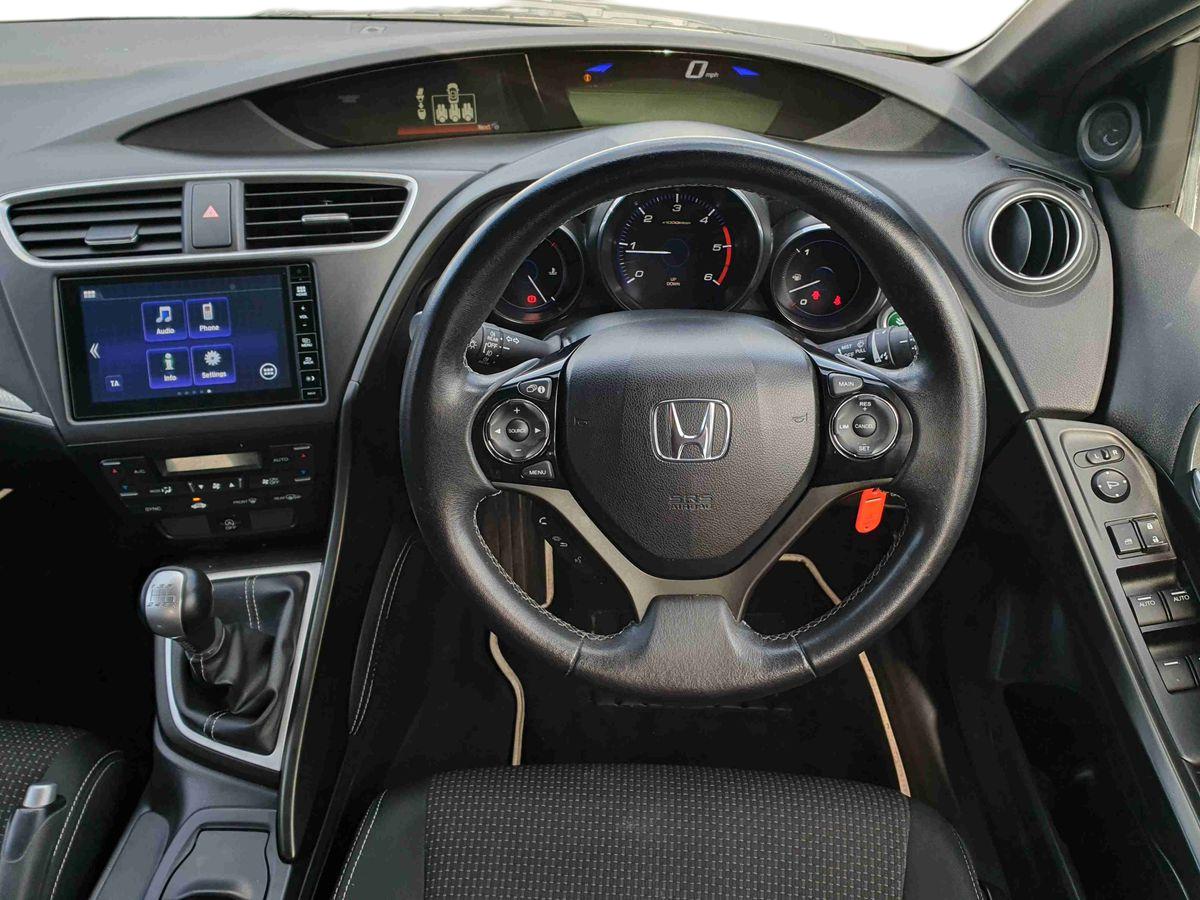 Used Honda Civic 2017 for sale - 77964999: Photo 12