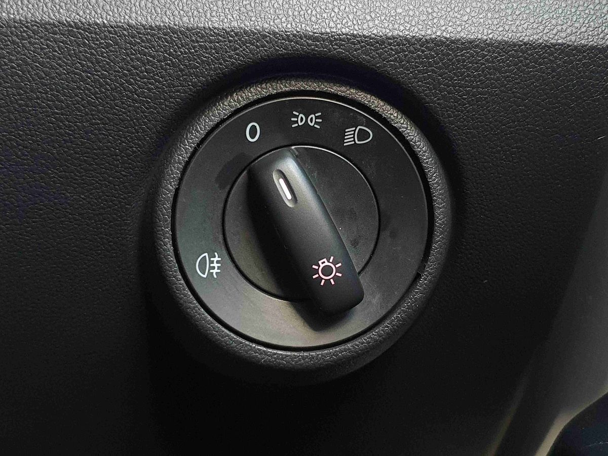 Used Volkswagen up! 2018 for sale - 77739947: Photo 21