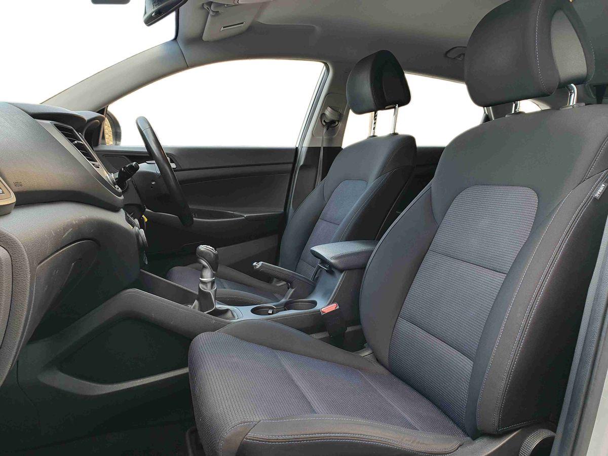 Used Hyundai TUCSON 2017 for sale - 76704506: Photo 16