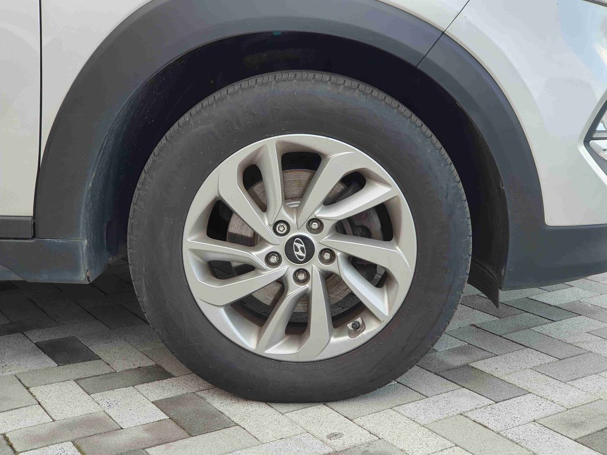 Used Hyundai TUCSON 2017 for sale - 76704506: Photo 9