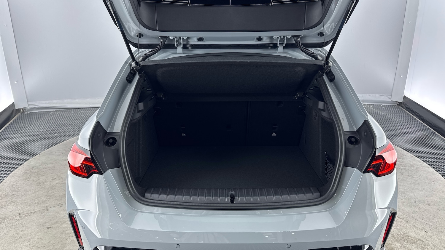 Used BMW 1 Series 2025 for sale - 77541879: Photo 13