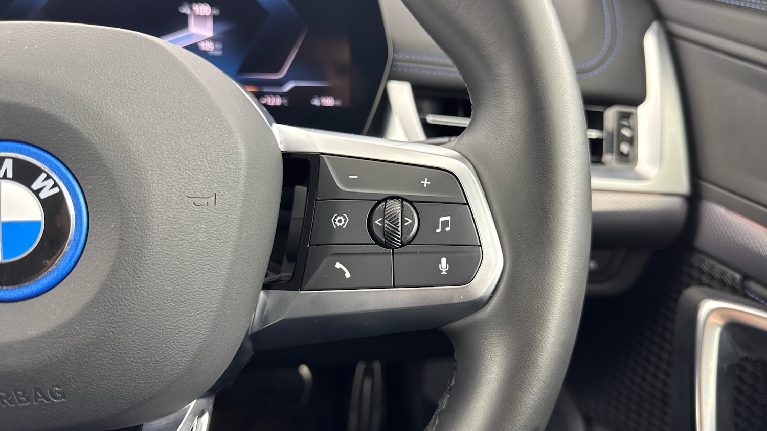 Used BMW iX1 2025 for sale - 76436483: Photo 18
