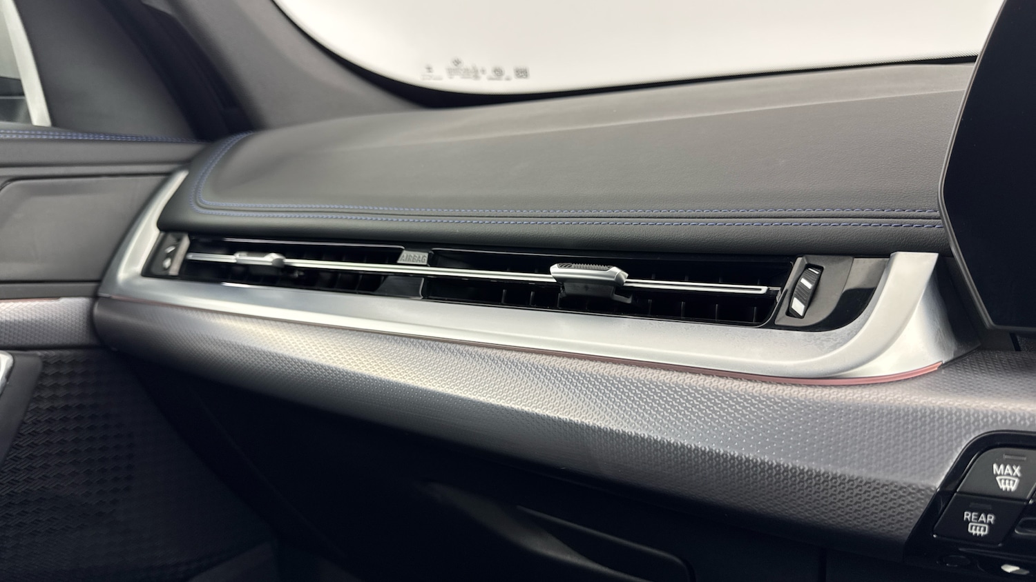 Used BMW iX1 2025 for sale - 76436483: Photo 35