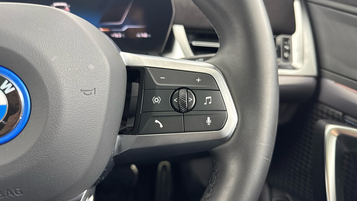 Used BMW iX2 2025 for sale - 76776336: Photo 20