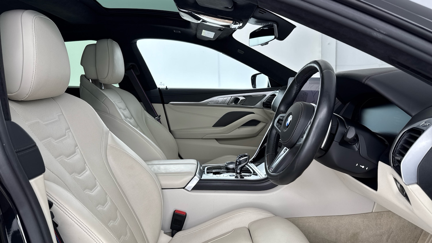 Used BMW 8 Series 2023 for sale - 76396818: Photo 11