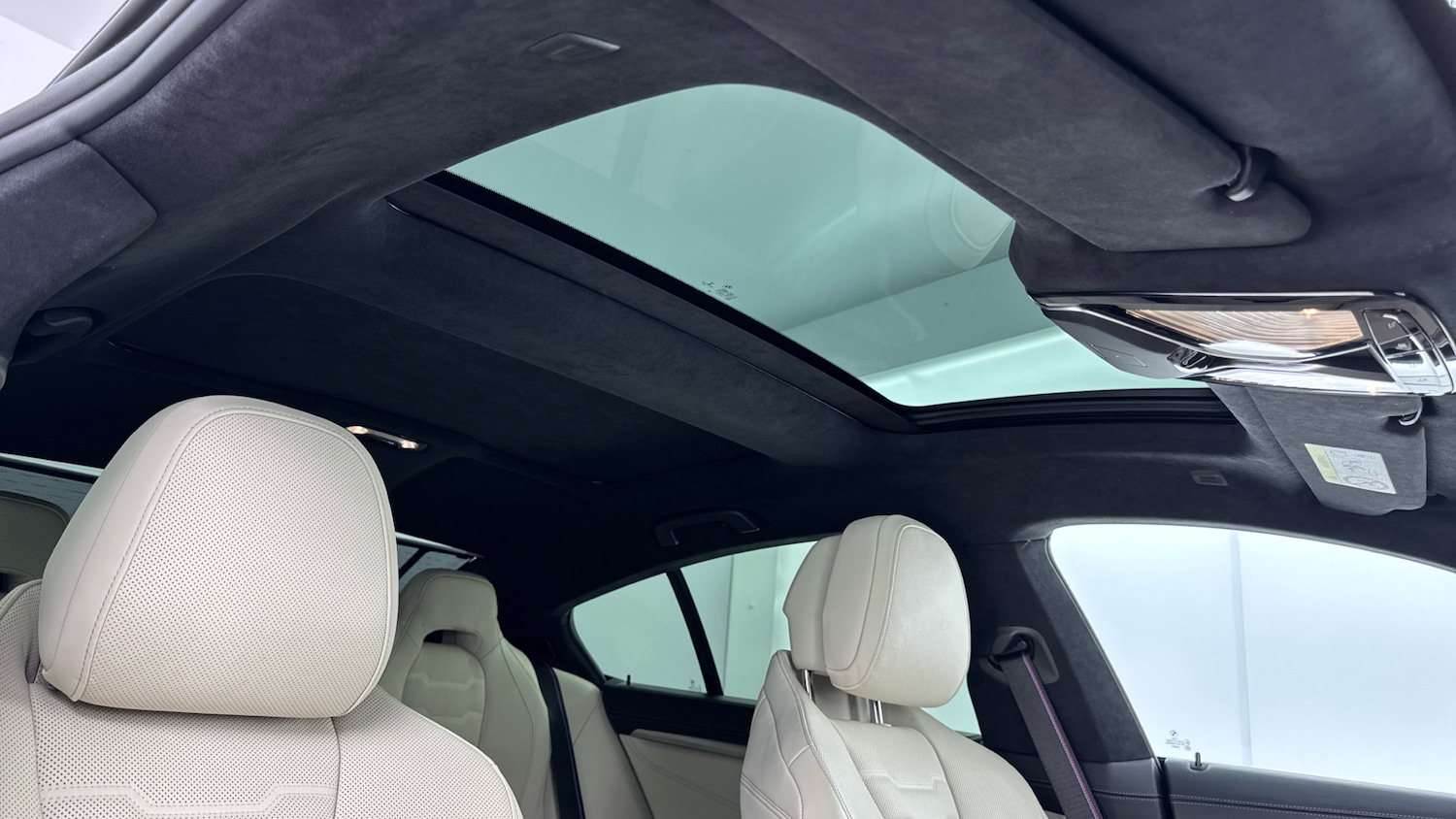 Used BMW 8 Series 2023 for sale - 76396818: Photo 17