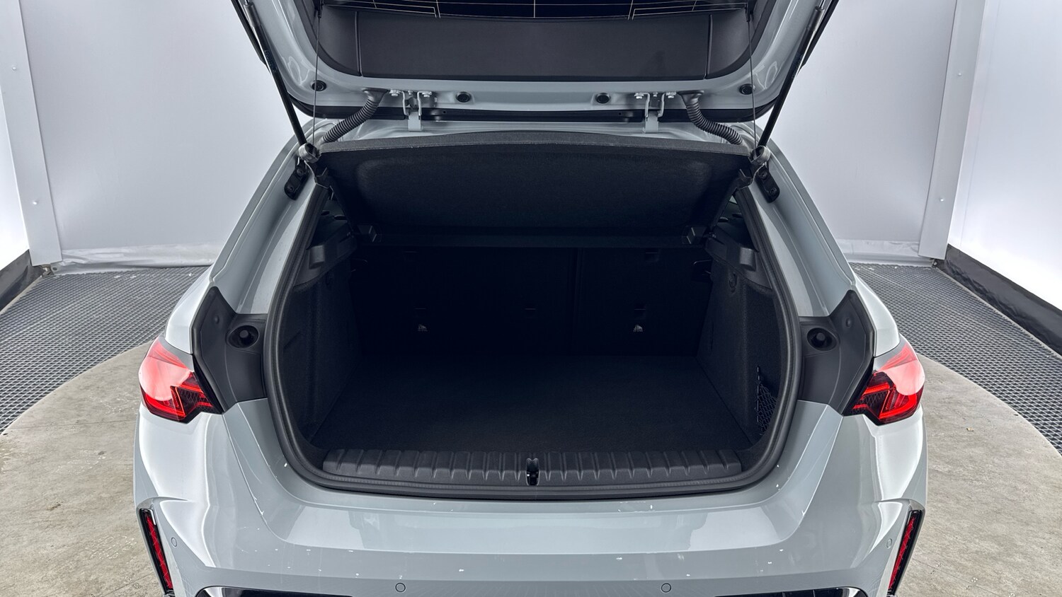 Used BMW 1 Series 2025 for sale - 77883853: Photo 13