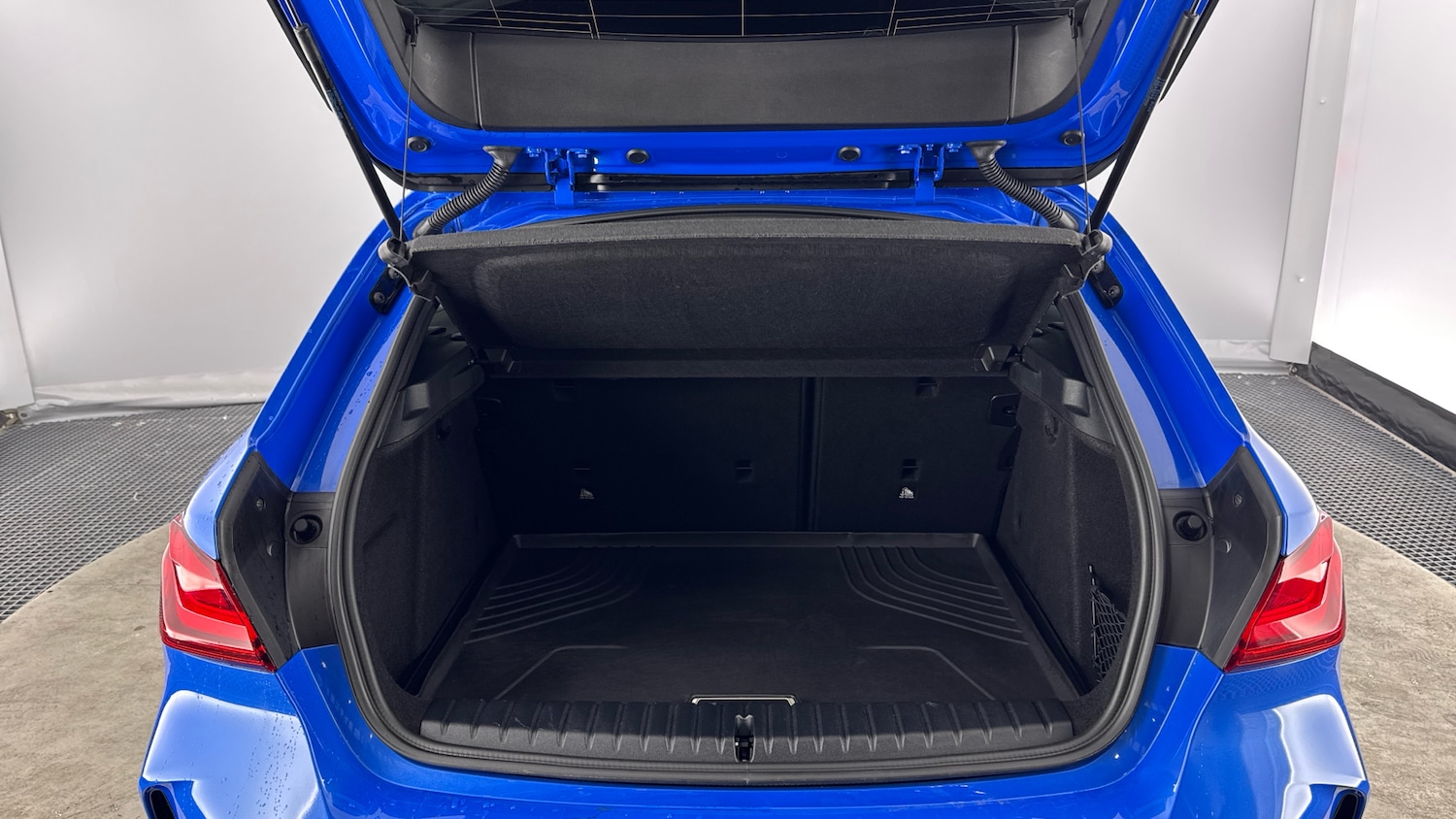 Used BMW 1 Series 2023 for sale - 77128051: Photo 13