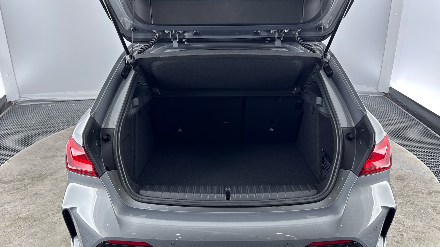 Used BMW 1 Series 2023 for sale - 76643240: Photo 13