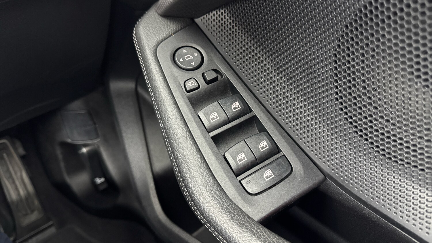 Used BMW 1 Series 2023 for sale - 77541885: Photo 30