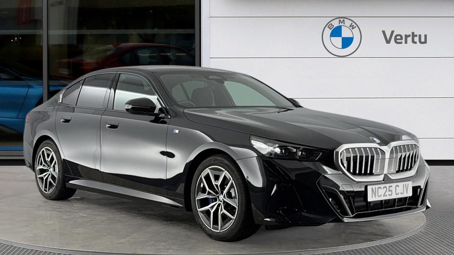 Used BMW 5 Series 2025 for sale - 77718484: Photo 1