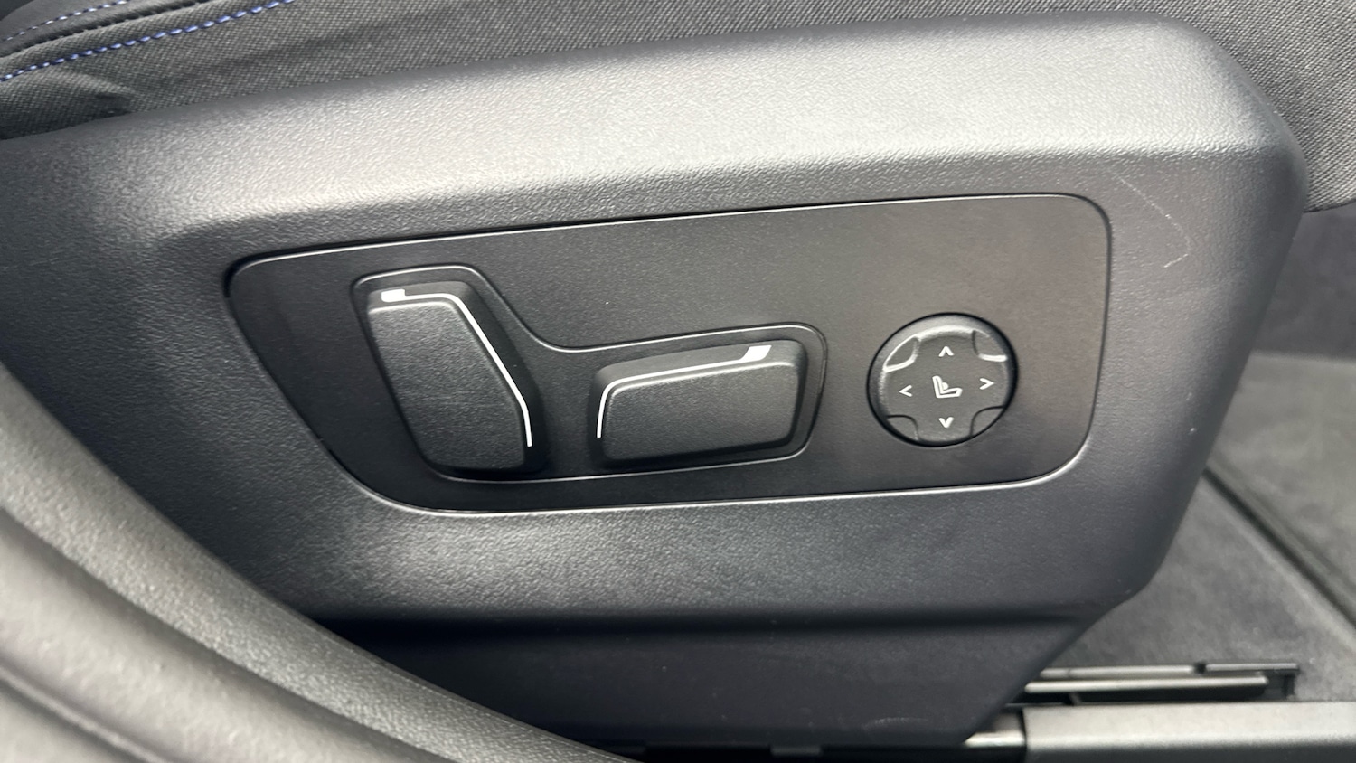 Used BMW 5 Series 2025 for sale - 77718484: Photo 19