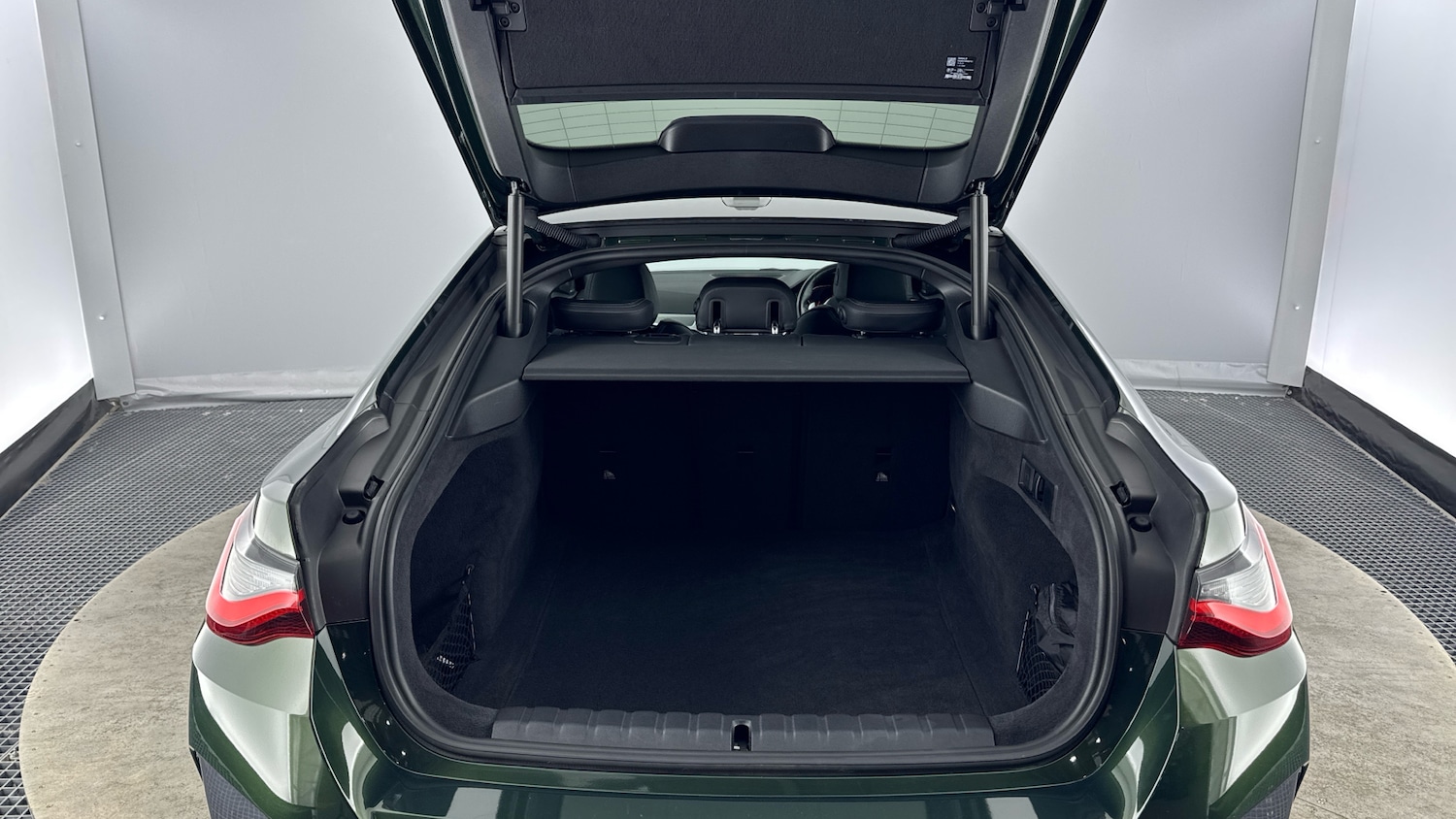 Used BMW 4 Series 2022 for sale - 76684749: Photo 13