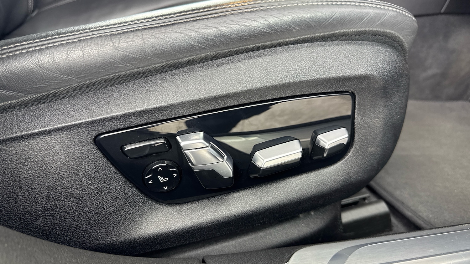 Used BMW 7 Series 2019 for sale - 77716031: Photo 19