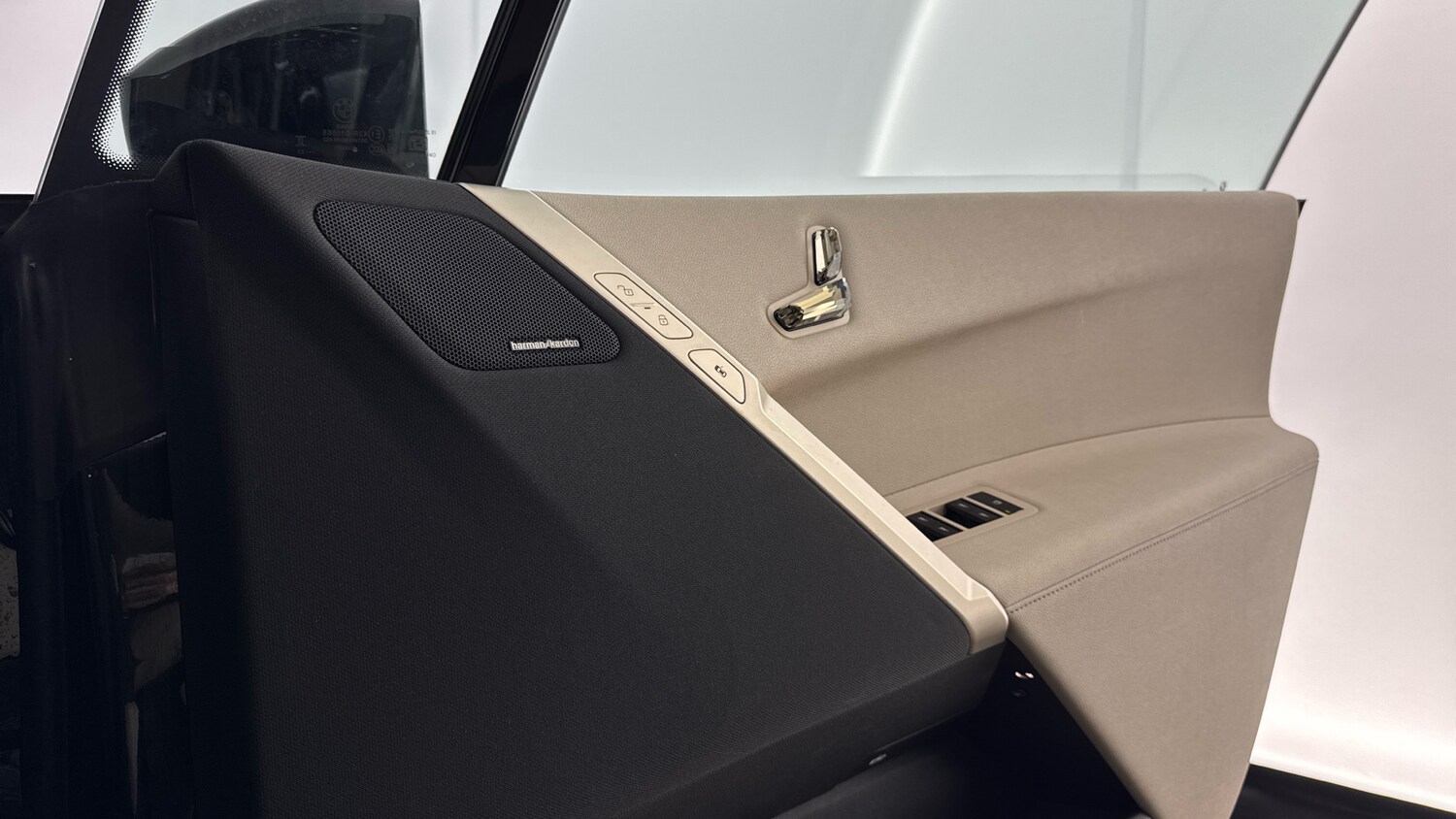 Used BMW iX 2022 for sale - 77543523: Photo 29