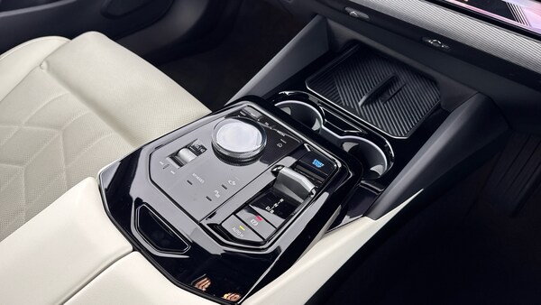 Used BMW i5 2025 for sale - 76302840: Photo 10
