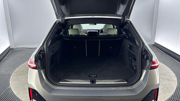 Used BMW i5 2025 for sale - 76302840: Photo 13