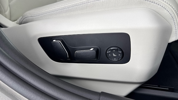 Used BMW i5 2025 for sale - 76302840: Photo 19