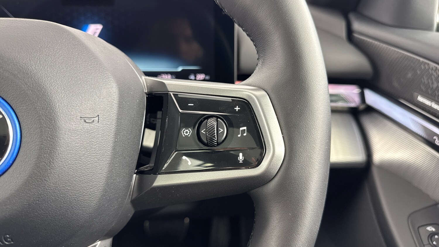 Used BMW i5 2025 for sale - 76302840: Photo 32