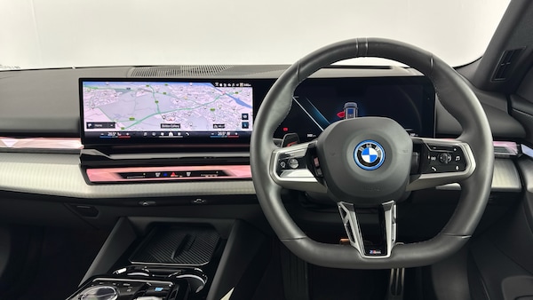 Used BMW i5 2025 for sale - 76302840: Photo 5