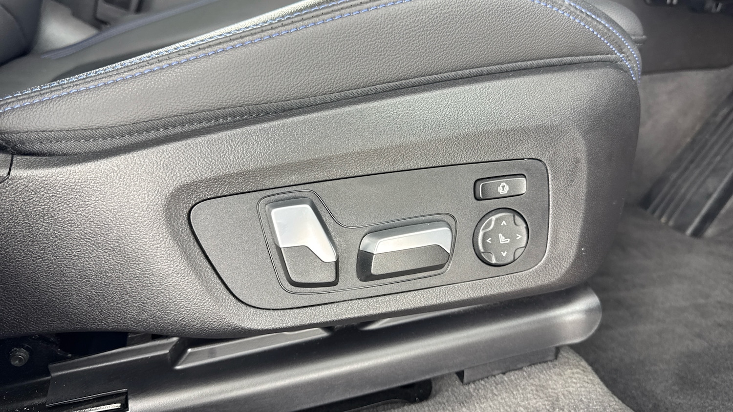 Used BMW iX3 2023 for sale - 76734942: Photo 19