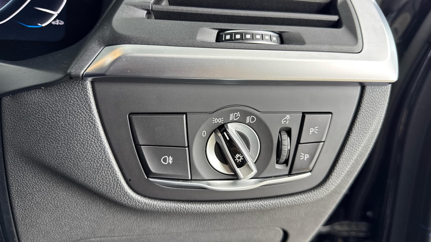 Used BMW iX3 2023 for sale - 76734942: Photo 30