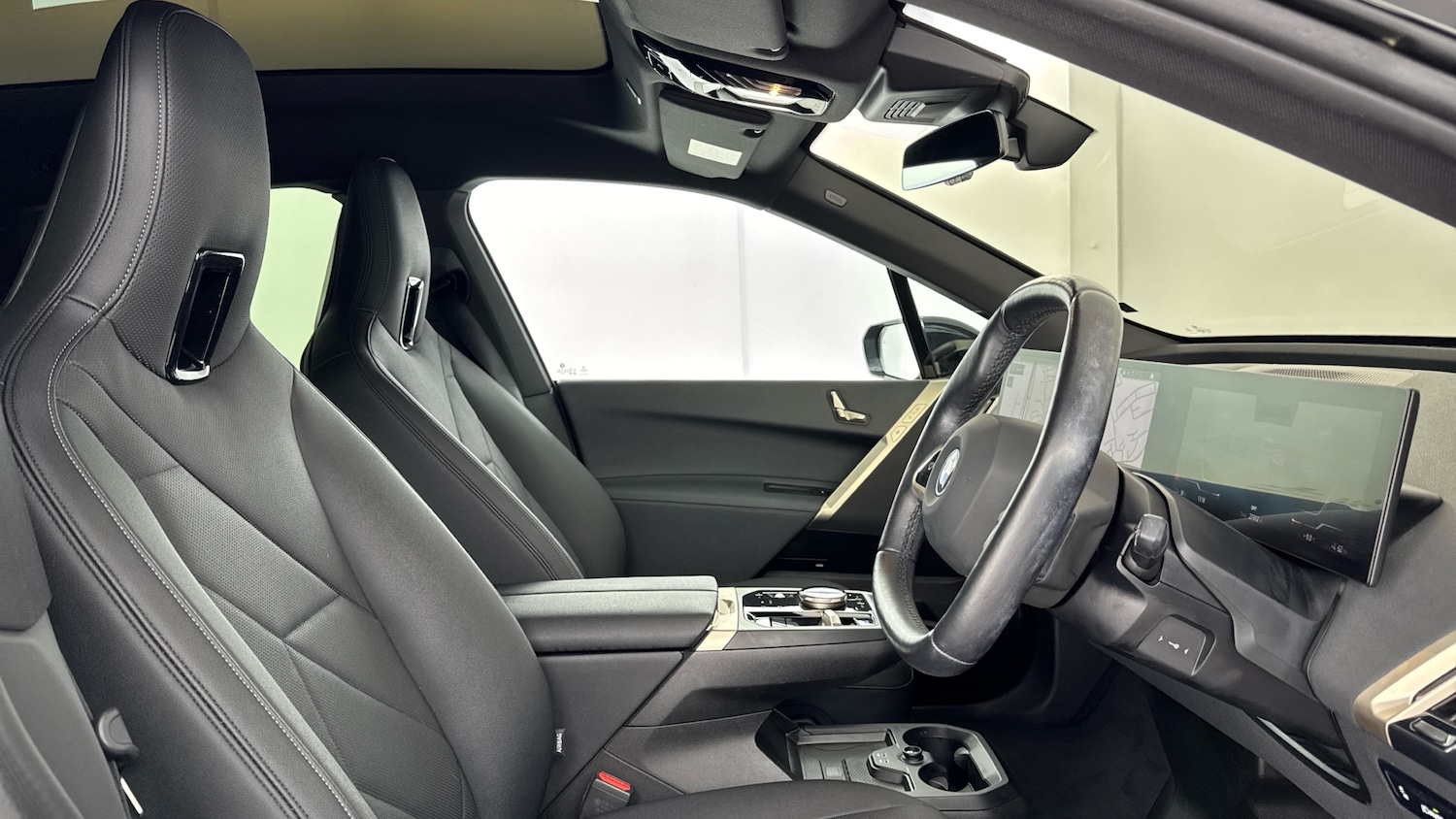 Used BMW iX 2022 for sale - 77340243: Photo 11