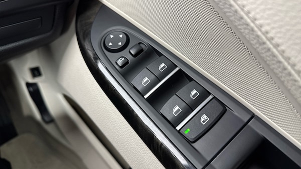 Used BMW 6 Series 2018 for sale - 76234589: Photo 32