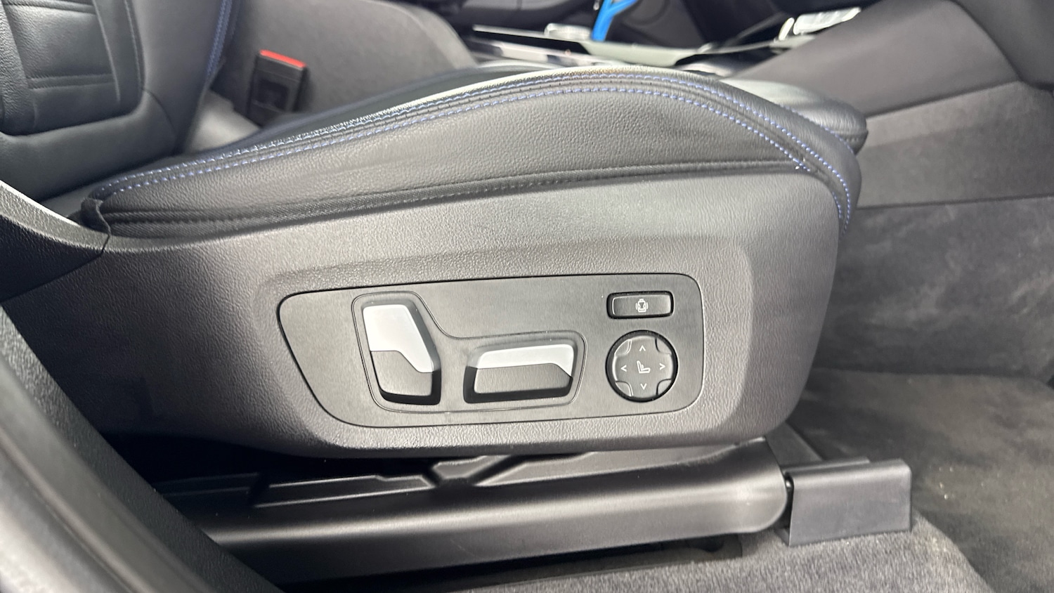 Used BMW iX3 2021 for sale - 77435606: Photo 19