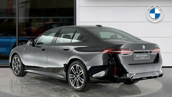 Used BMW 5 Series 2025 for sale - 76104619: Photo 2