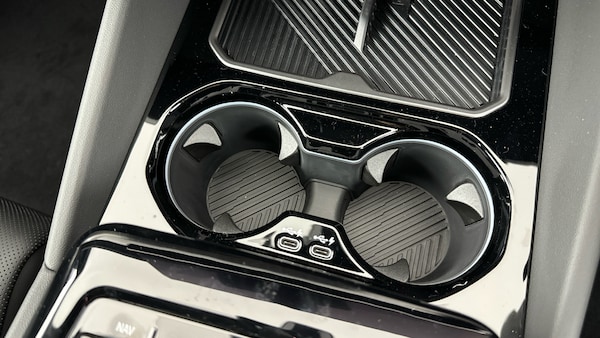 Used BMW 5 Series 2025 for sale - 76104619: Photo 32
