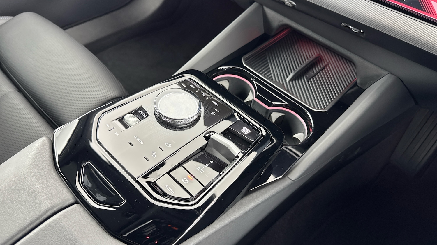 Used BMW 5 Series 2025 for sale - 76908445: Photo 10