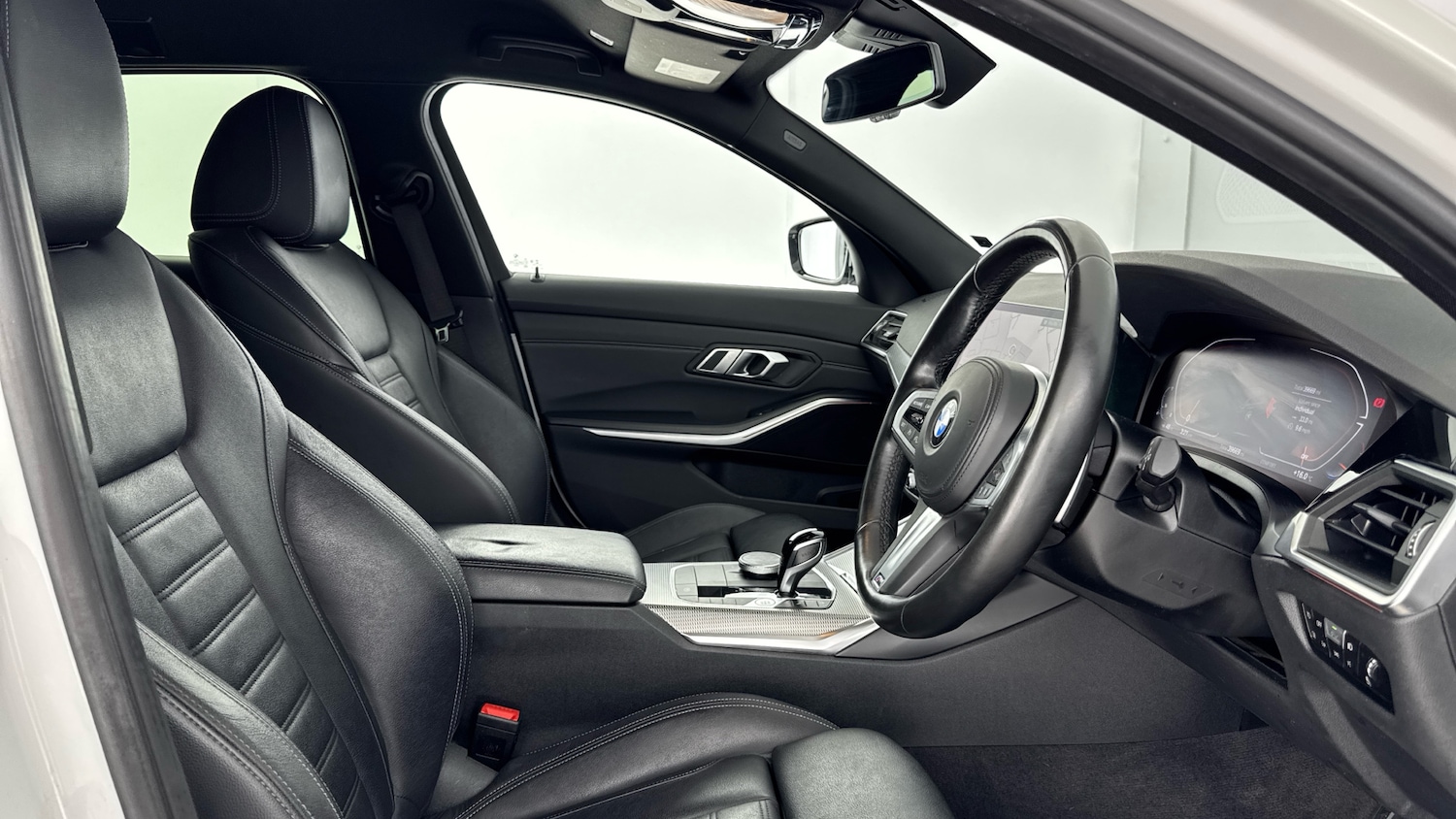 Used BMW 3 Series 2021 for sale - 76209237: Photo 11