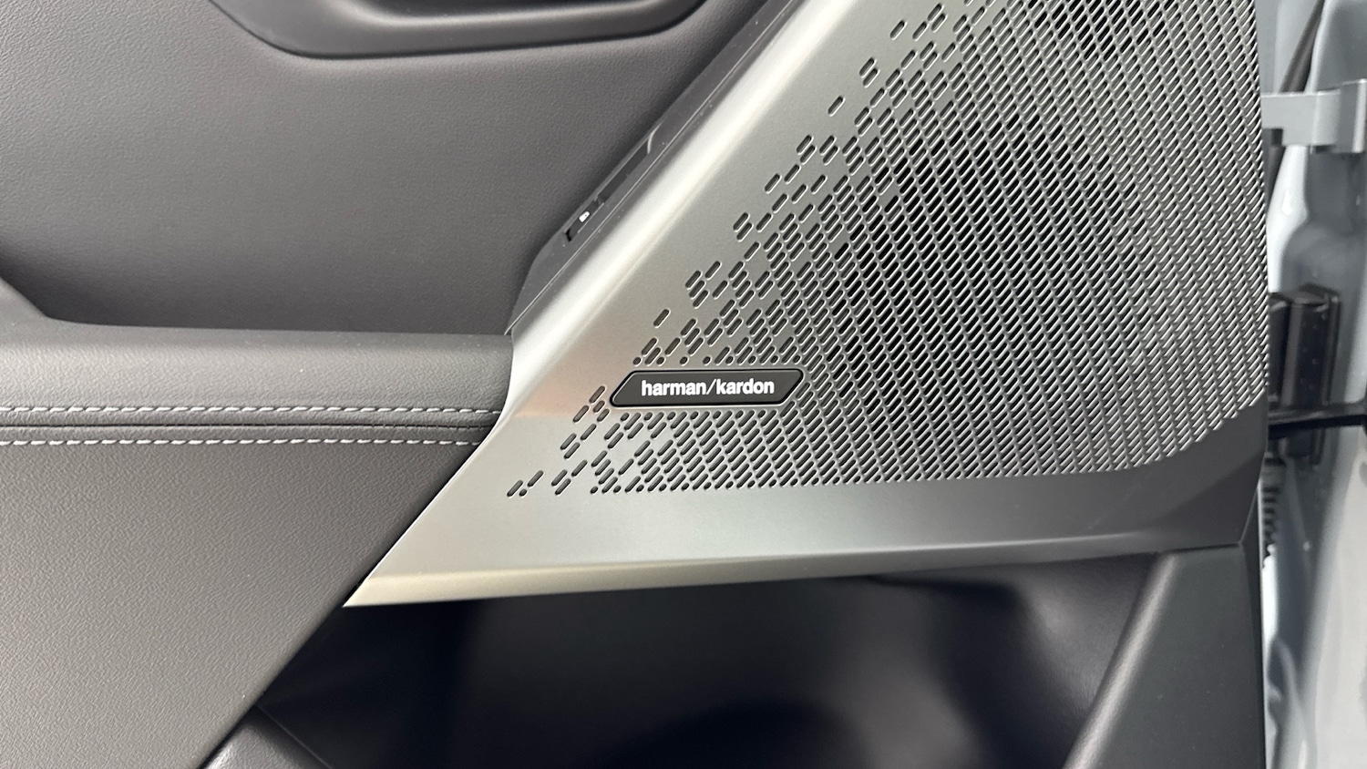 Used BMW 5 Series 2024 for sale - 76627905: Photo 50