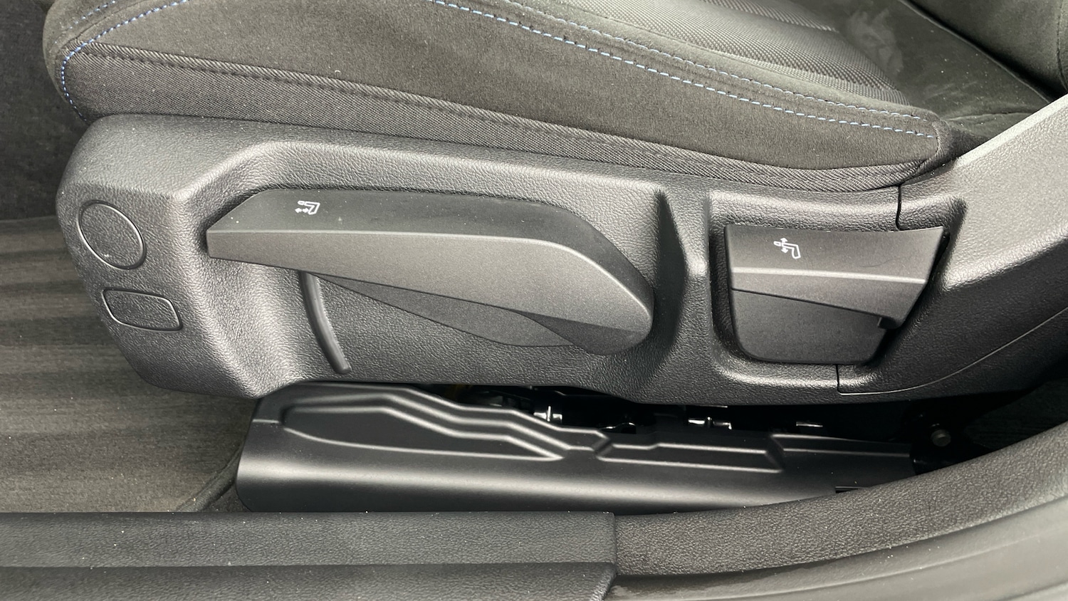 Used BMW i4 2025 for sale - 77366023: Photo 28