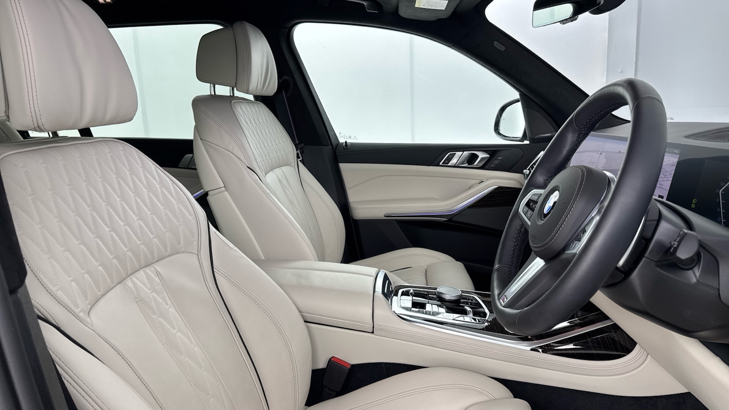 Used BMW X7 2025 for sale - 77069557: Photo 11