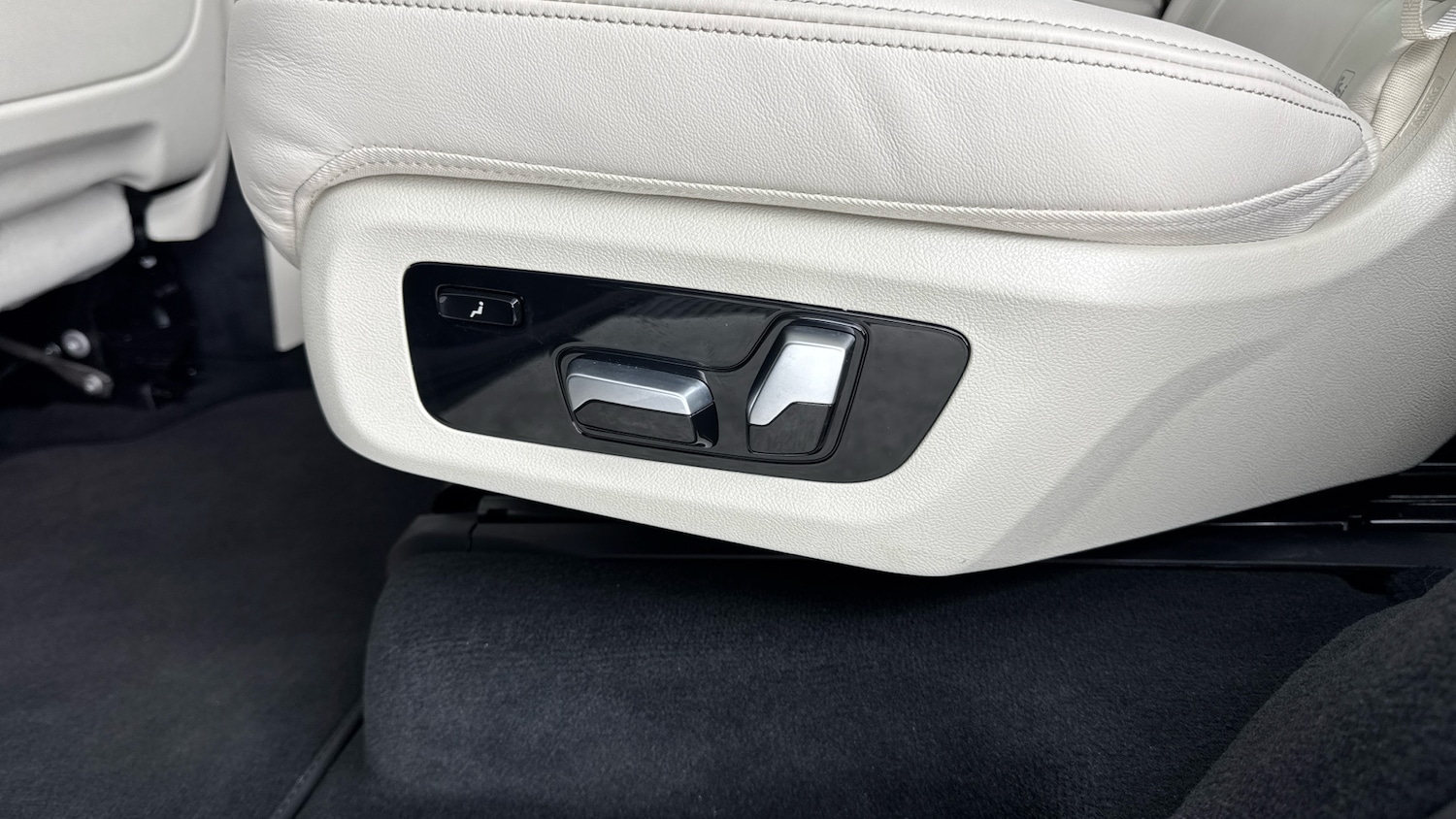 Used BMW X7 2025 for sale - 77069557: Photo 70