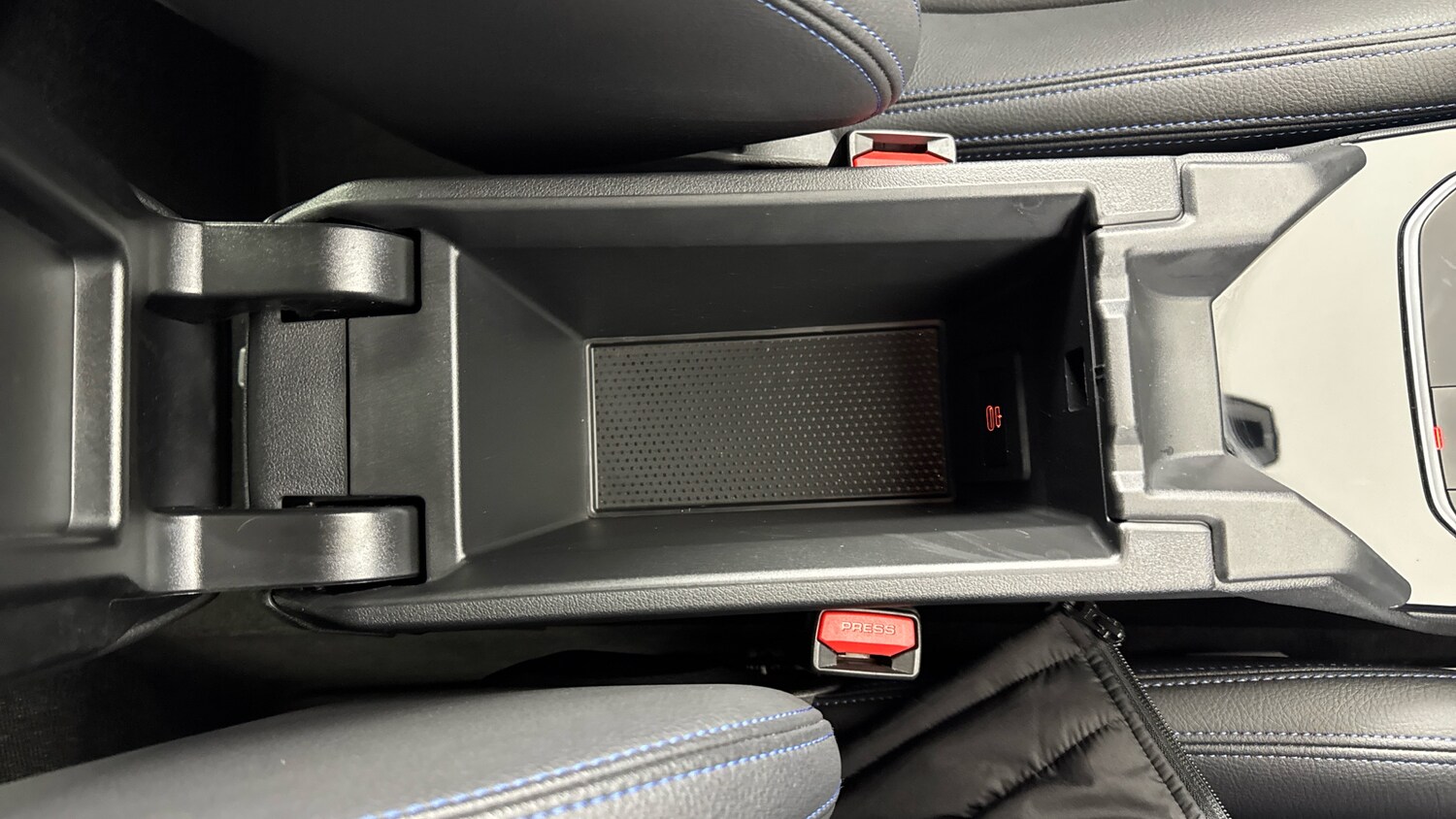 Used BMW 1 Series 2024 for sale - 78197279: Photo 37